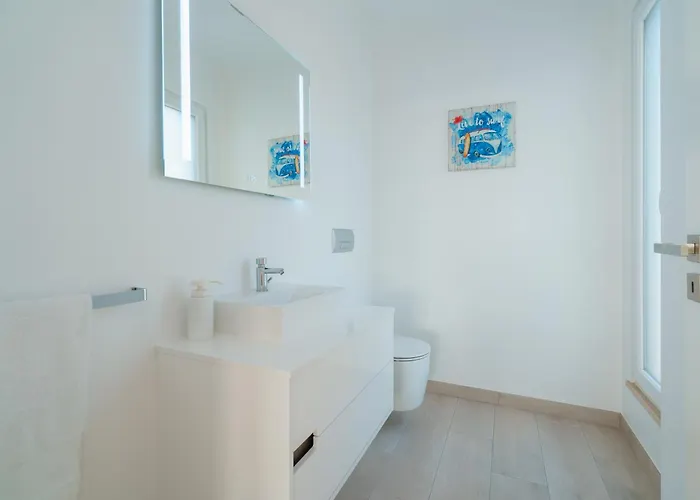 Eden Villa, With Jacuzzi And Ocean View فيلة