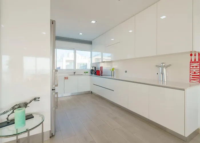 Eden Villa, With Jacuzzi And Ocean View فيلة *